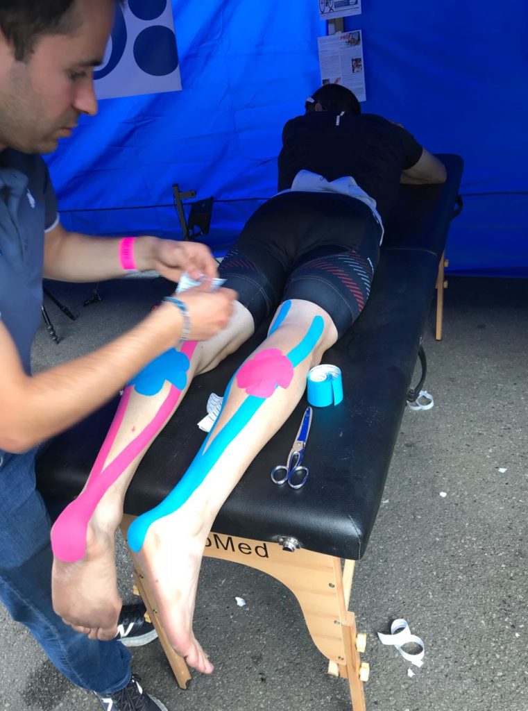 Kinesio-taping aux mollets - 24 heures du Mans 2018
