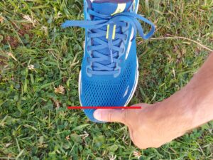 Comment choisir ses chaussures de running - test du pouce - Anthony CARREIRA